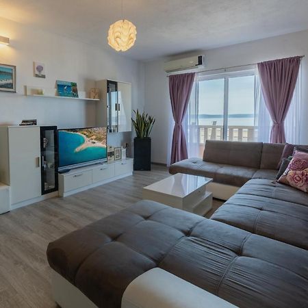 Apartment Dany - Free Beach Parking Макарска Экстерьер фото